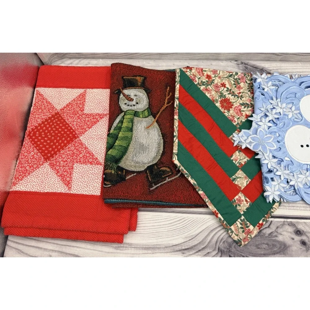 LOT OF 6 HOLIDAY TABLE RUNNERS - FALL / CHRISTMAS - SOME QUILTED - SOME VINTAGE